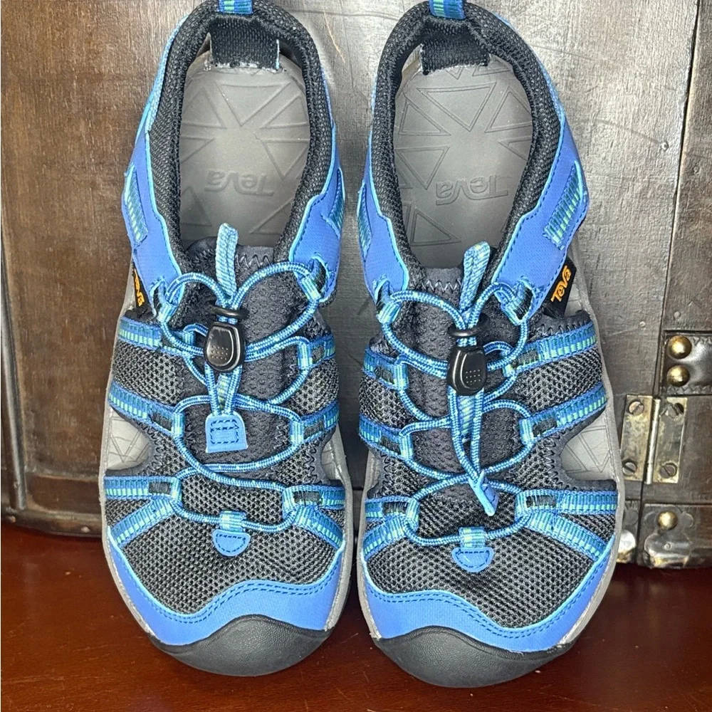 /Teva Hiking Slip on Sandals Black and Blue Sz 3